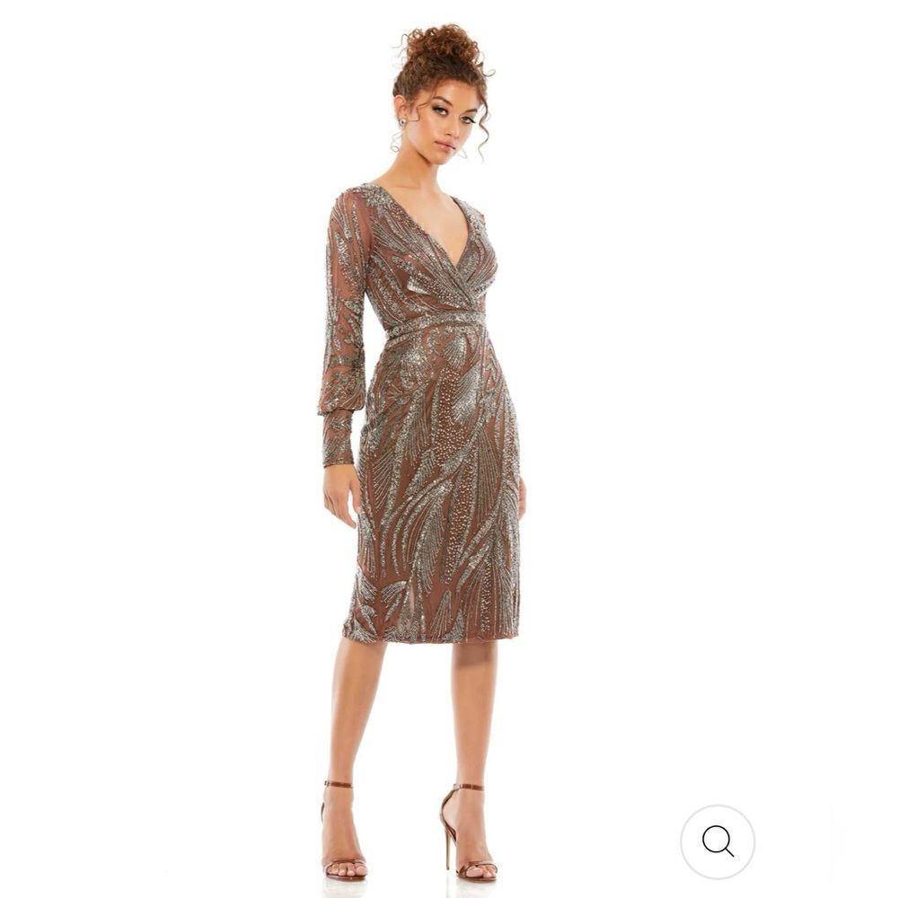 NEW Mac Duggal 5295 beaded long sleeve wrap over midi dress size 8